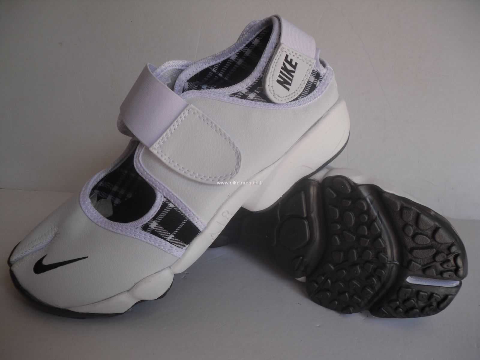 Desiner Chaussures Nike Shox Rift Blanc Balck